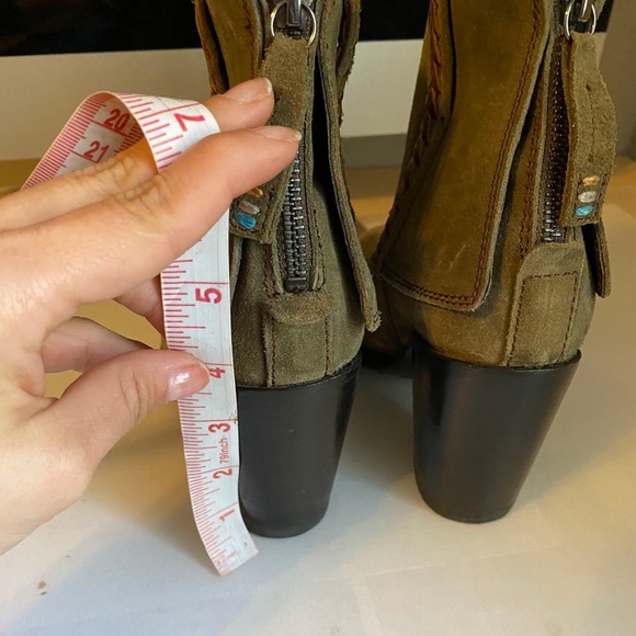 Ariat Two 24 Women's Suede Ankle Boot - Picture 10 of 12